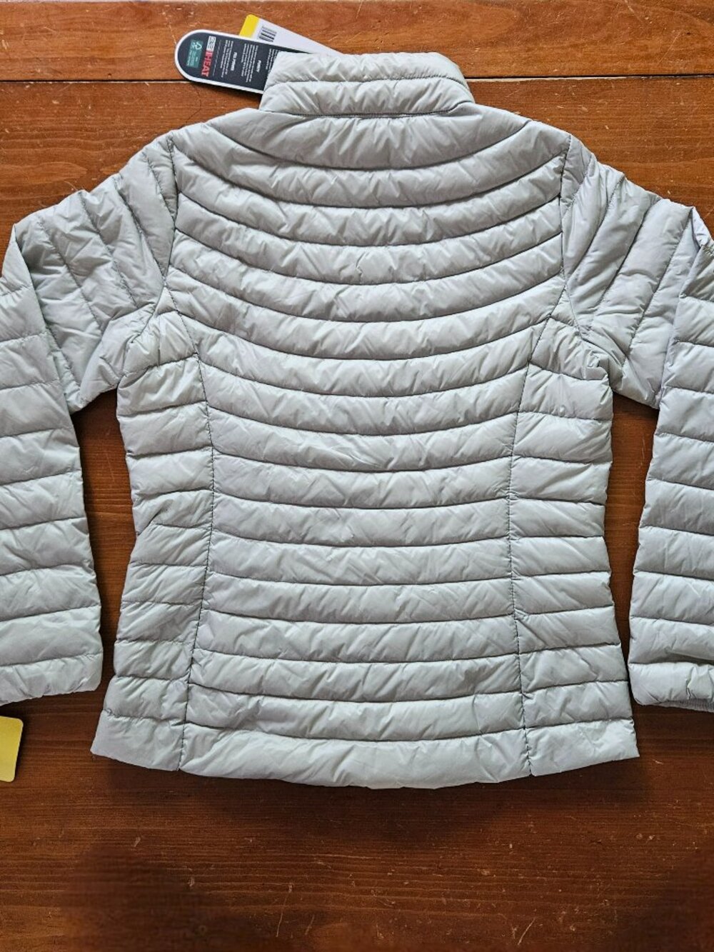 32 Degrees-Women's small, light gray, lightweight down, puffer jacket - Picture 5 of 6